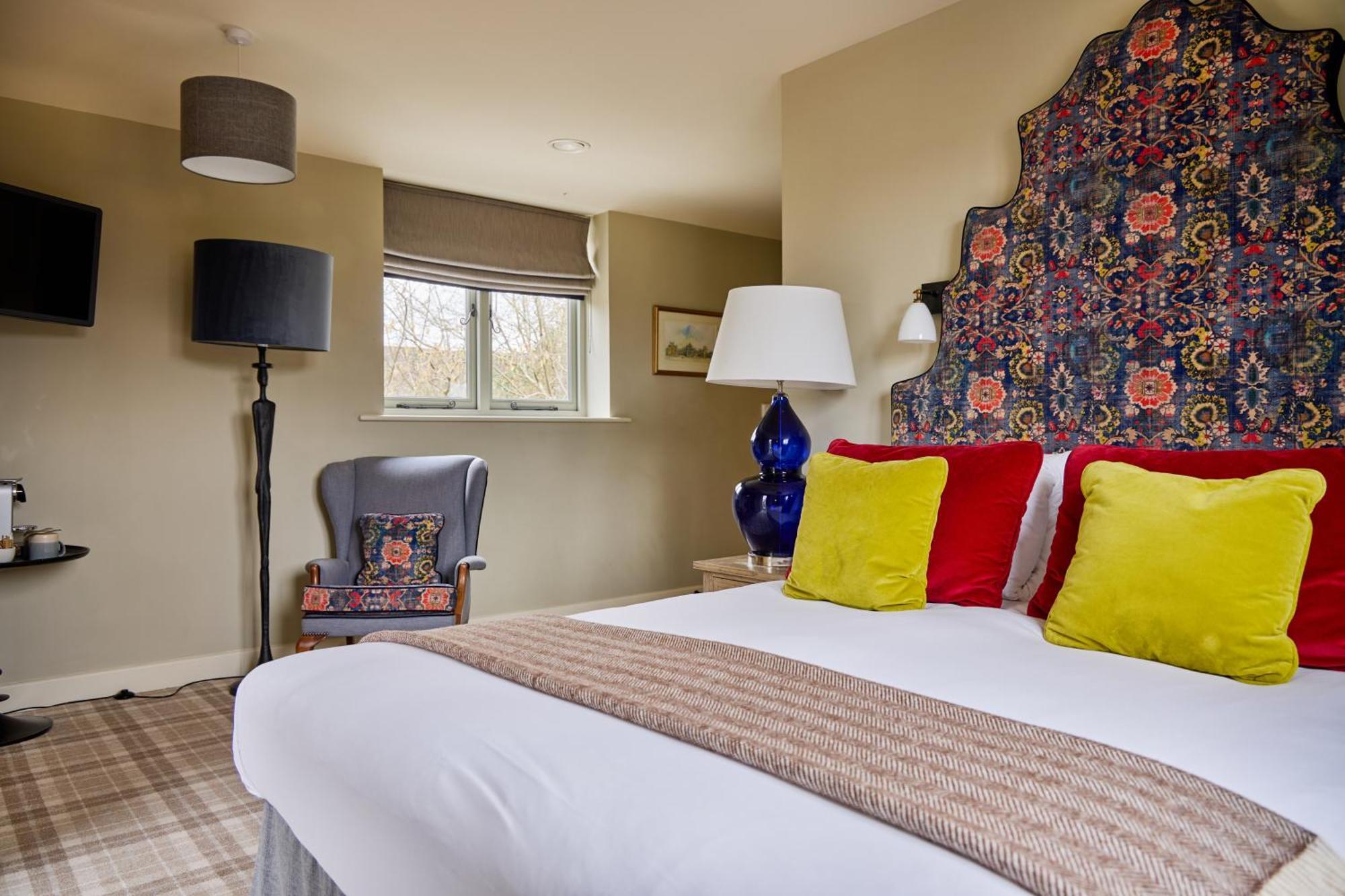 Hotel The Harcourt Arms Stanton Harcourt Zimmer foto A bedroom at The Old parsonage